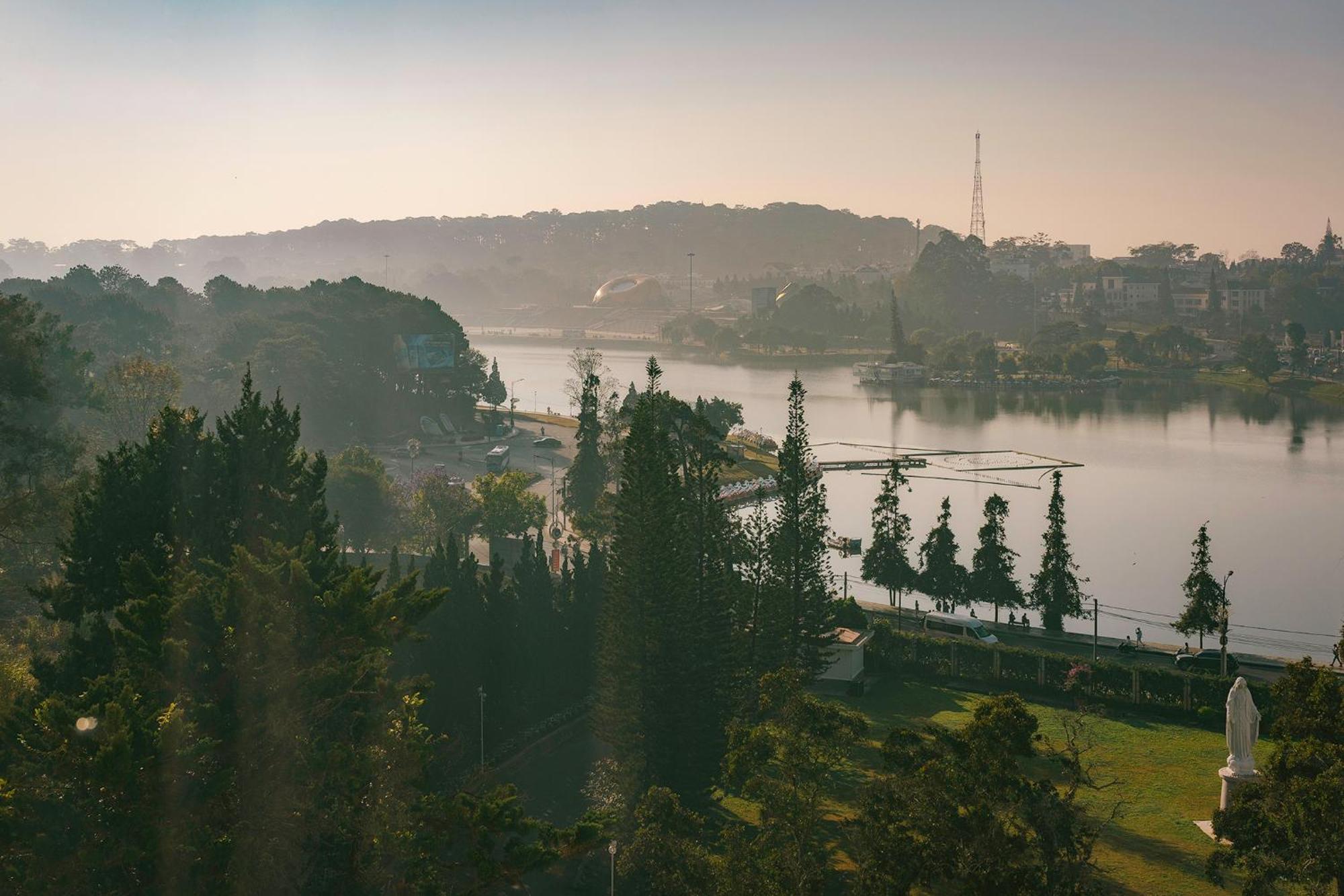Nam Phuong Dalat Central Buitenkant foto